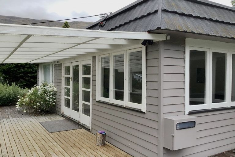 Photo of property in 1 Wesney Terrace, Kingston, Athol, 9793