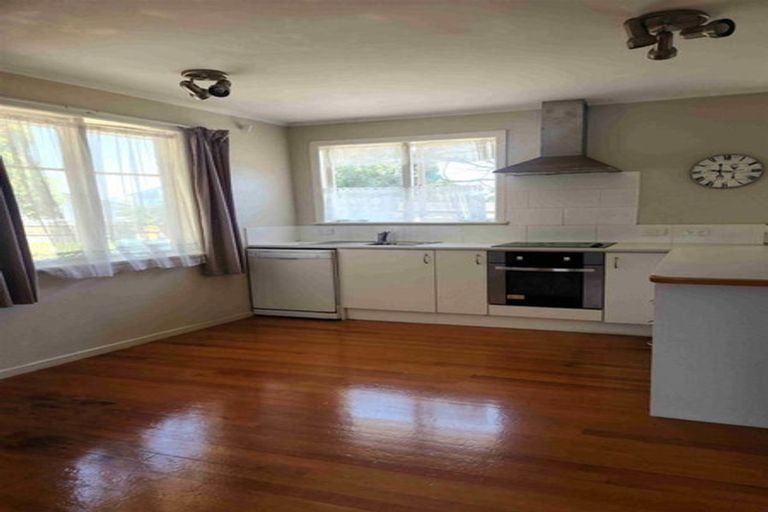 Photo of property in 44 Tawa Crescent, Manurewa, Auckland, 2102