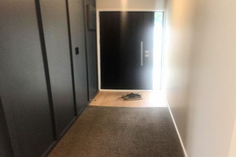 Photo of property in 8a Diosma Place, Botany Downs, Auckland, 2010