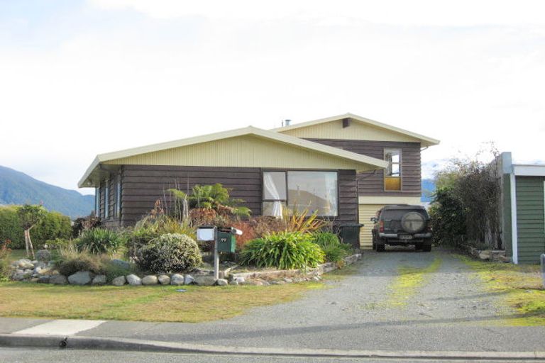 Photo of property in 77 Matai Street, Te Anau, 9600