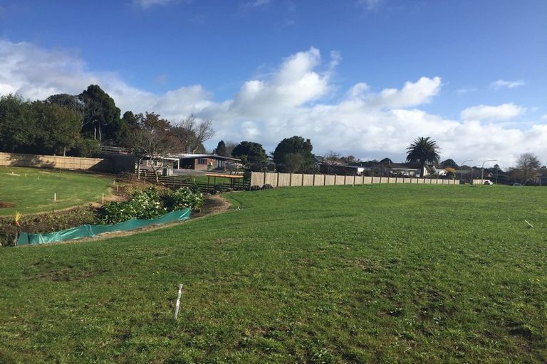 Photo of property in 33 Aratapu Street, Waitara, 4320