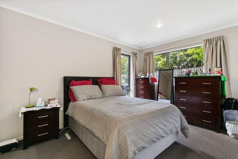 Photo of property in 55a Matipo Road, Te Atatu Peninsula, Auckland, 0610