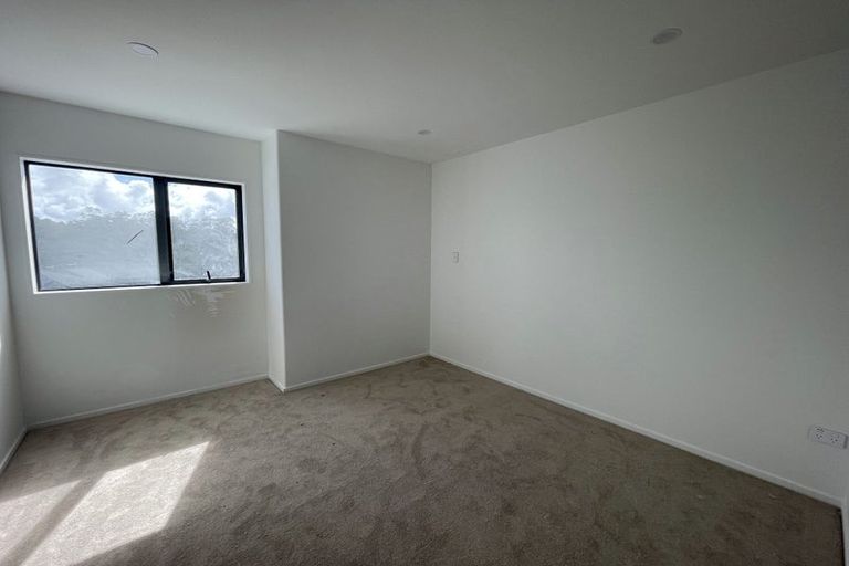 Photo of property in 128a Pooks Road, Ranui, Auckland, 0612