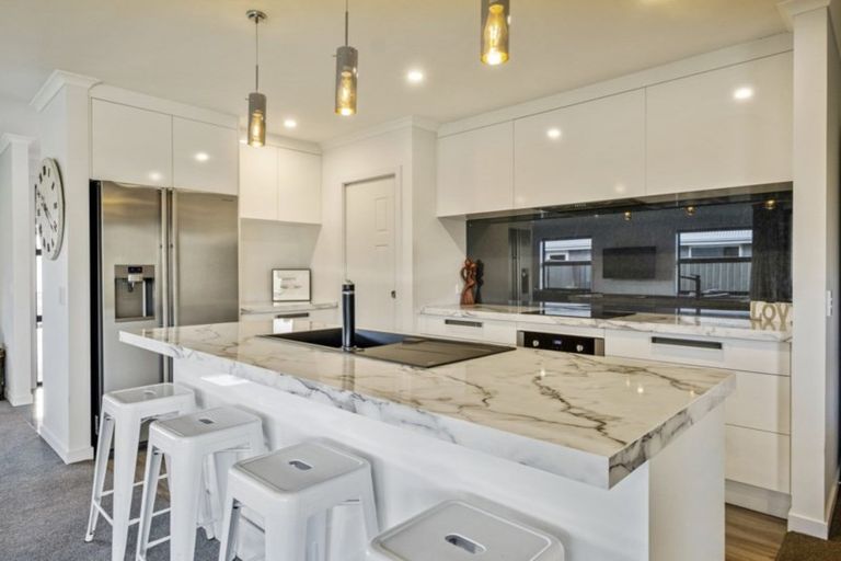 Photo of property in 4 Caledonian Place, Cromwell, 9310