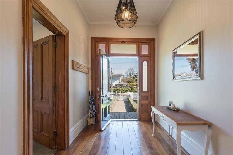 Photo of property in 95 Kawai Street, Nelson South, Nelson, 7010