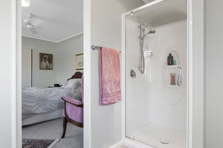 Photo of property in 15a Laburnum Glen, Mount Maunganui, 3116