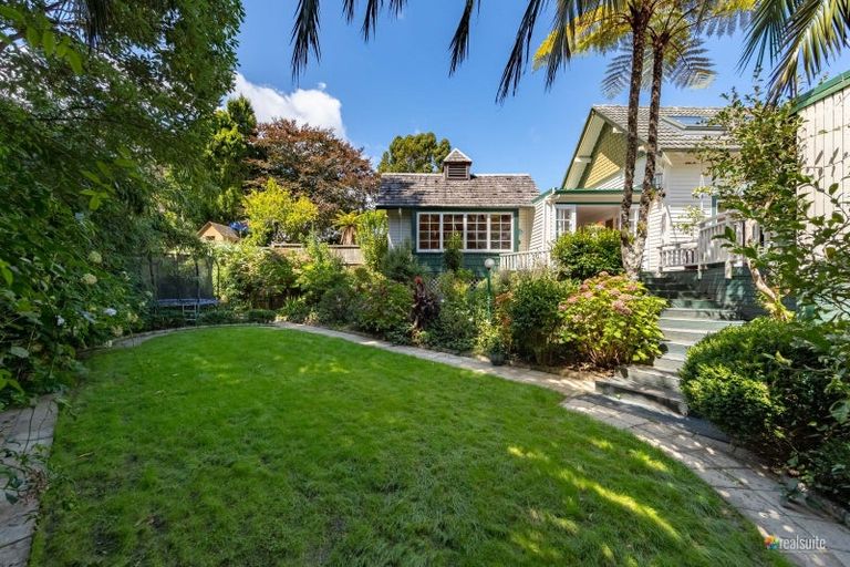 Photo of property in 7 Hinau Street, Woburn, Lower Hutt, 5010