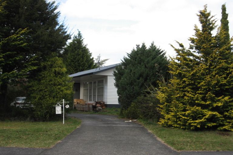 Photo of property in 17 Clyde Street, Utuhina, Rotorua, 3015