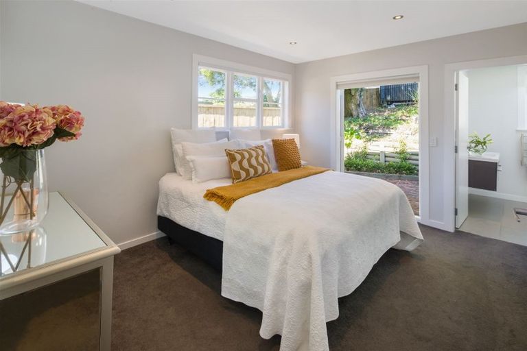 Photo of property in 3 Randwick Road, Northland, Wellington, 6012