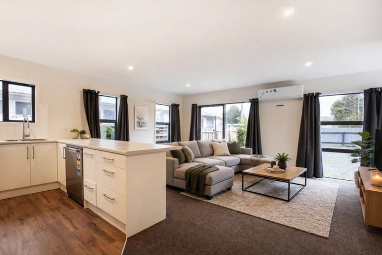 Photo of property in 38 Seddon Street, Wallaceville, Upper Hutt, 5018