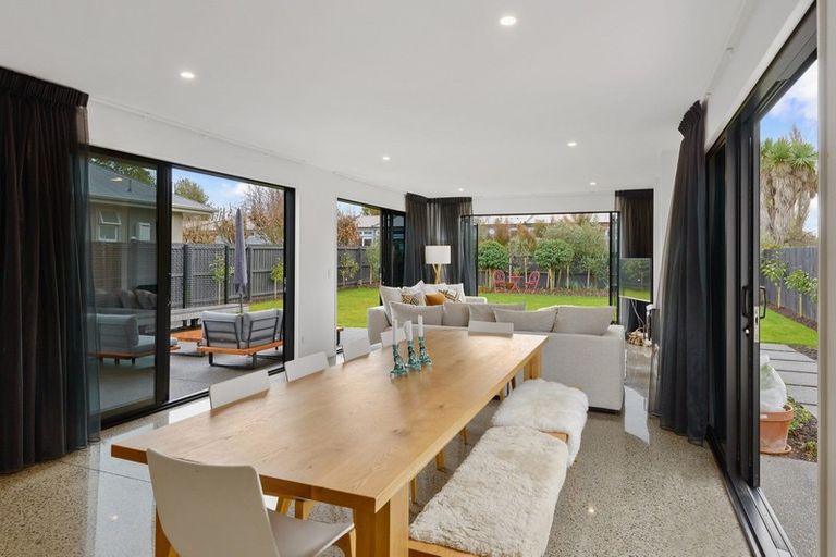 Photo of property in 111 Tomes Road, St Albans, Christchurch, 8052