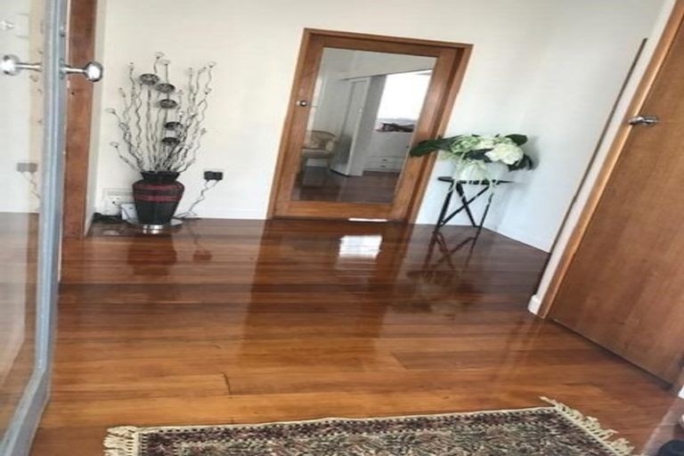 Photo of property in 15 Collins Street, Hawera, 4610