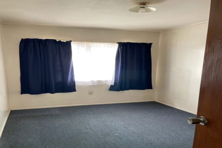 Photo of property in 1/3 Corin Avenue, Manurewa, Auckland, 2102