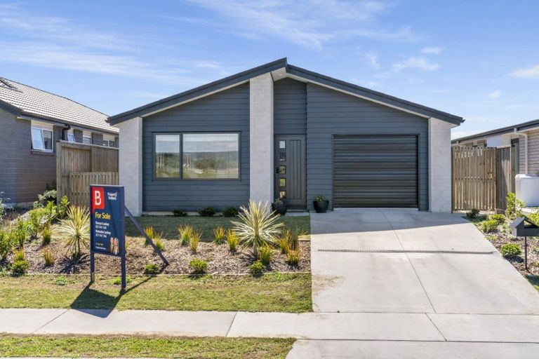 Photo of property in 73 Ridge Drive, Omokoroa, 3114