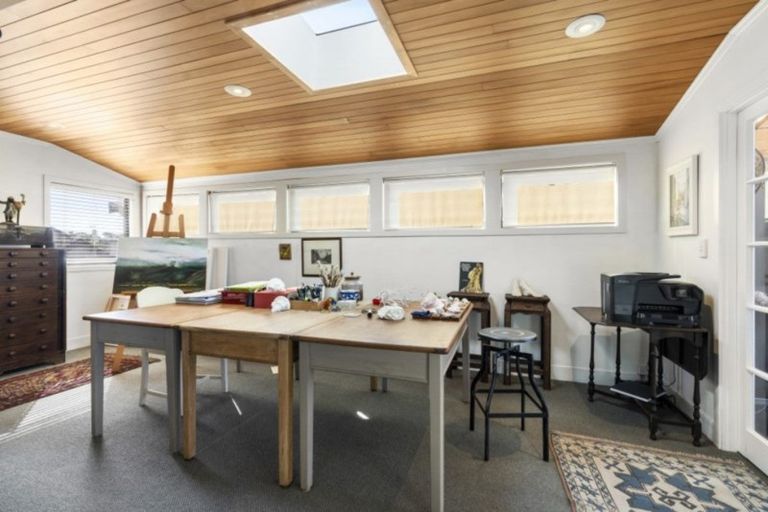 Photo of property in 18a Marellen Drive, Red Beach, 0932