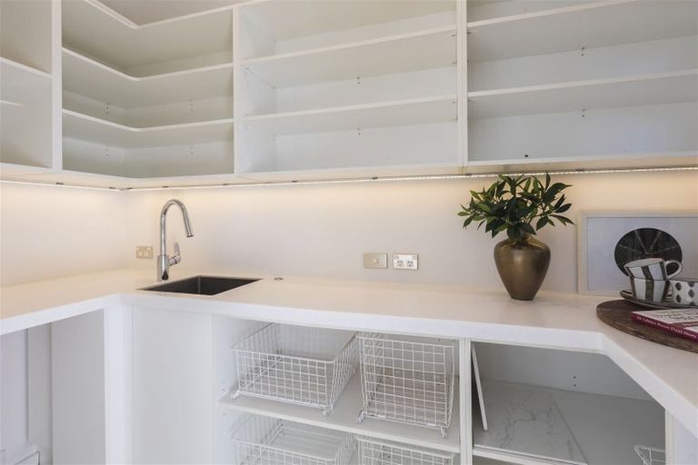 Photo of property in 43a Hamilton Avenue, Ilam, Christchurch, 8041