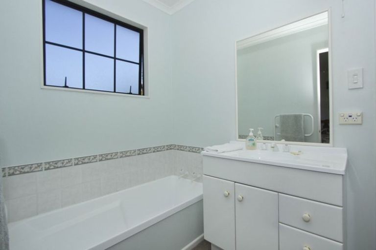 Photo of property in 36a Guthrie Street, Waterloo, Lower Hutt, 5011