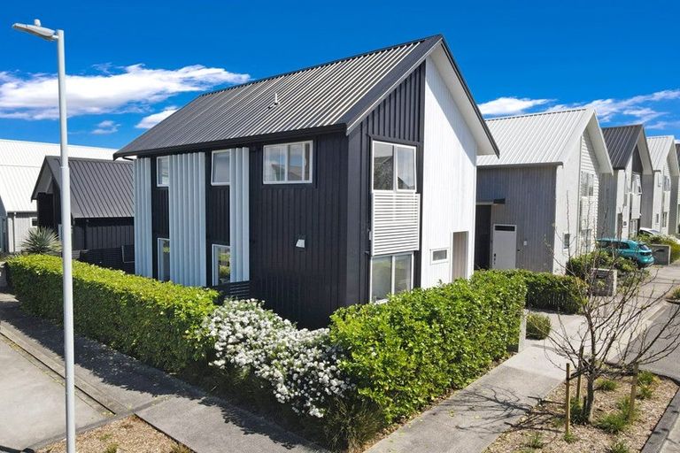 Photo of property in 11 Poaka Road, Hobsonville, Auckland, 0616