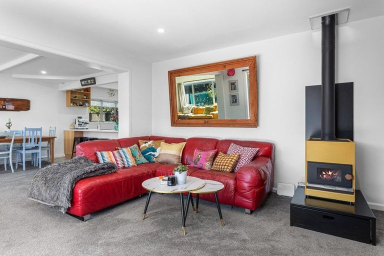 Photo of property in 73 Dunns Avenue, The Pines Beach, 7630