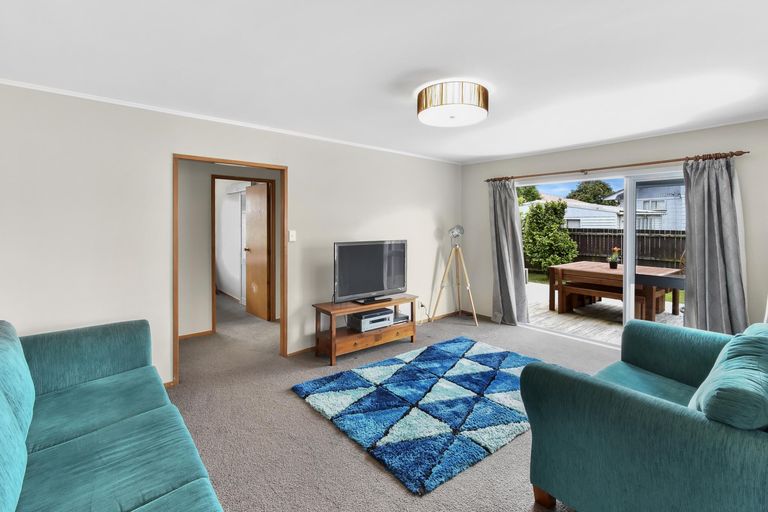 Photo of property in 104 Hillcrest Road, Papatoetoe, Auckland, 2025