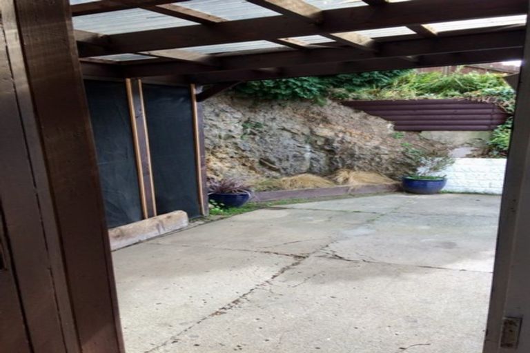 Photo of property in 38 Easther Crescent, Kew, Dunedin, 9012