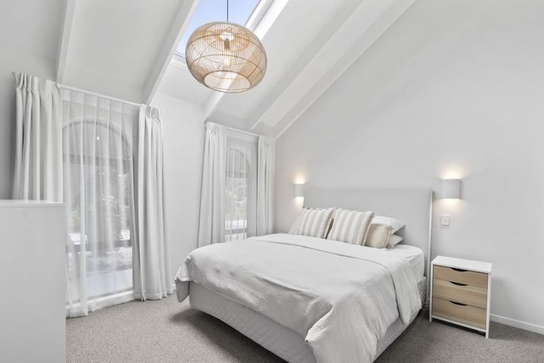 Photo of property in 56 Solway Avenue, Ilam, Christchurch, 8041