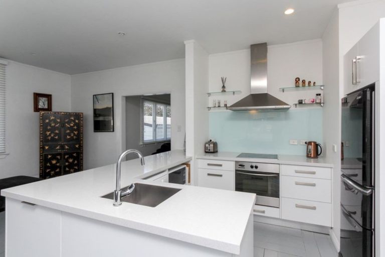 Photo of property in 8 Bell Street, Welbourn, New Plymouth, 4310