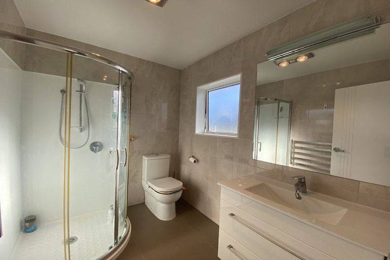 Photo of property in 5 Midshipman Court, Gulf Harbour, Whangaparaoa, 0930