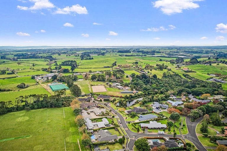 Photo of property in 17 Mahoe Glade, Patumahoe, Pukekohe, 2679