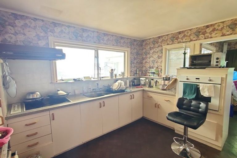 Photo of property in 54 Rodney Street, Howick, Auckland, 2014