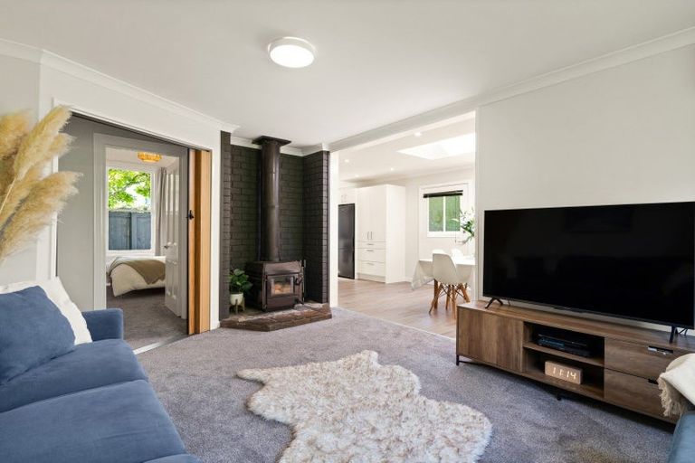 Photo of property in 1 Benfell Street, Green Island, Dunedin, 9018