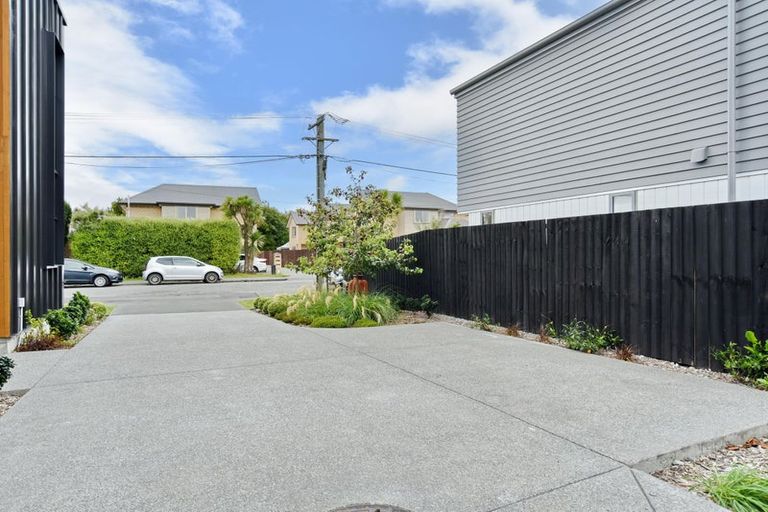 Photo of property in 1/12 Hume Street, Sydenham, Christchurch, 8023