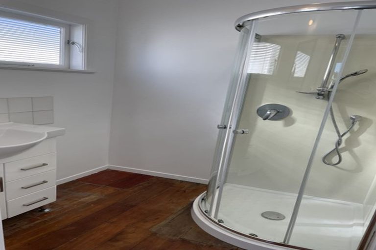 Photo of property in 60 Wainuiomata Road, Wainuiomata, Lower Hutt, 5014