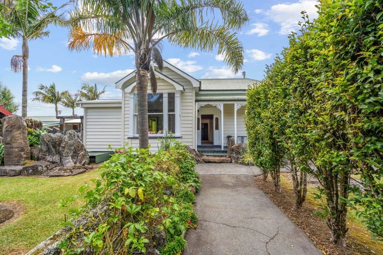 Photo of property in 18 Waro Drive, Hikurangi, 0114