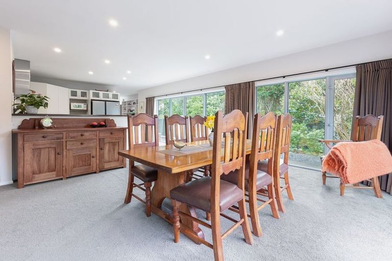 Photo of property in 6a Kohutuhutu Road, Raumati Beach, Paraparaumu, 5032