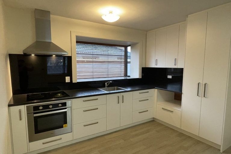 Photo of property in 352 Blenheim Road, Upper Riccarton, Christchurch, 8041