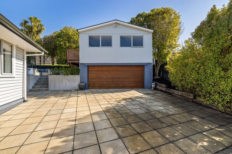 Photo of property in 170 Mount Pleasant Road, Mount Pleasant, Christchurch, 8081