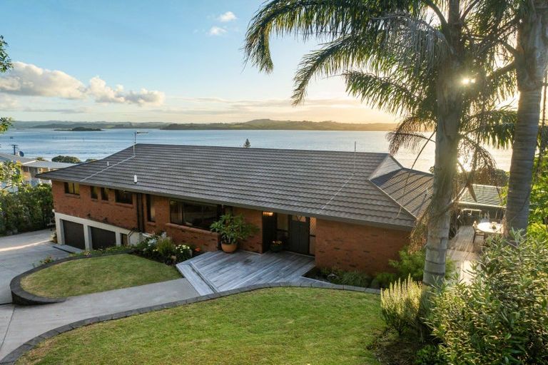 Photo of property in 57 Weir Crescent, Onerahi, Whangarei, 0110