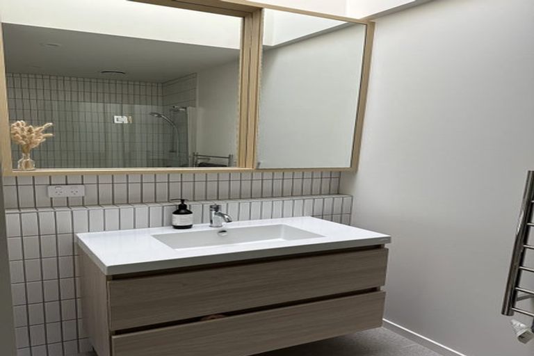 Photo of property in 19c Cuba Street, Petone, Lower Hutt, 5012