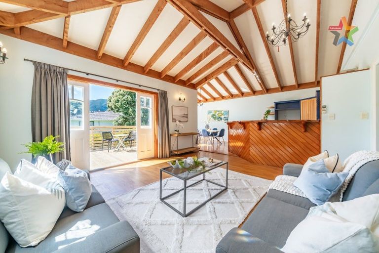 Photo of property in 8b Awamutu Grove, Waiwhetu, Lower Hutt, 5010