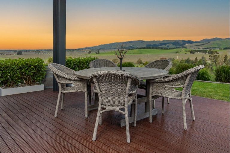 Photo of property in 12 Golf View Close, Fairhall, Blenheim, 7272