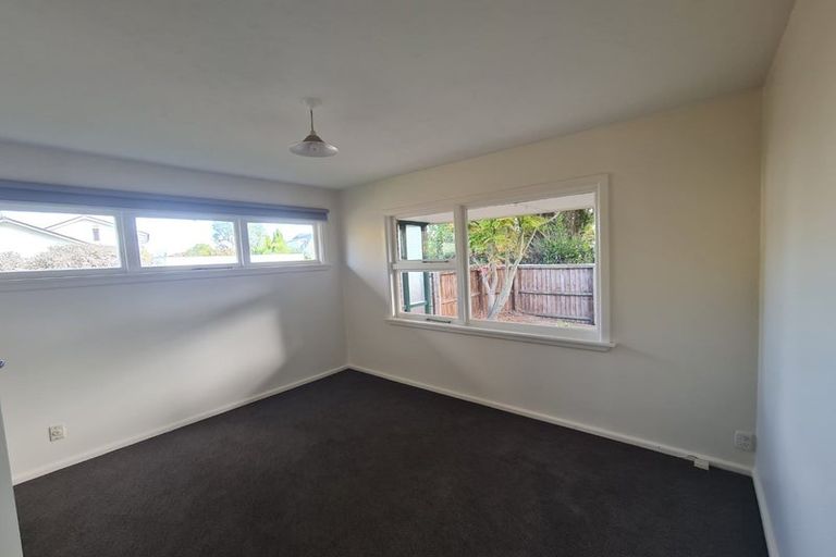 Photo of property in 1/98 Hinau Street, Riccarton, Christchurch, 8041