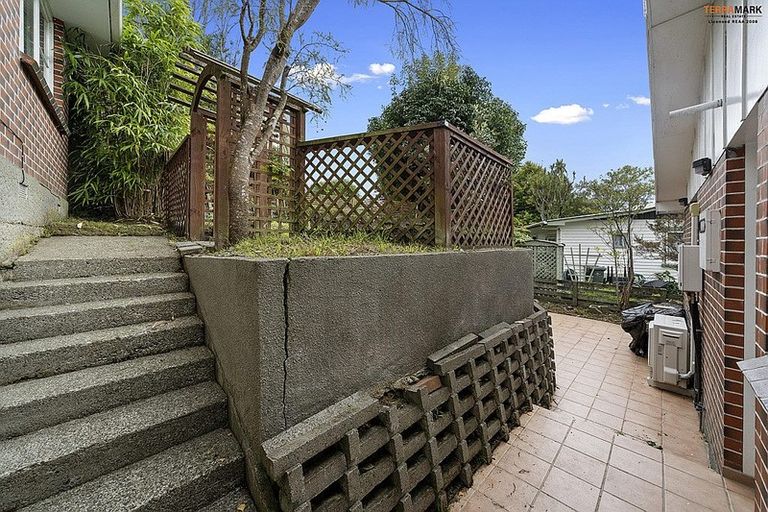 Photo of property in 4a Deller Grove, Silverstream, Upper Hutt, 5019