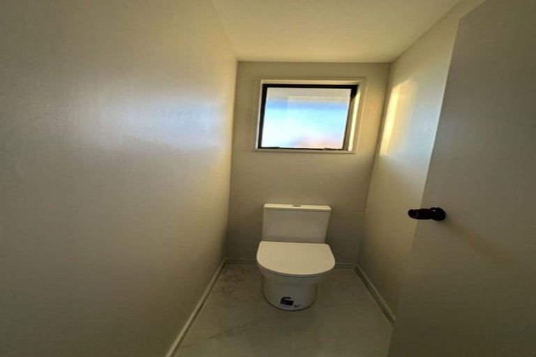 Photo of property in 12 Juniper Place, Burnside, Christchurch, 8053