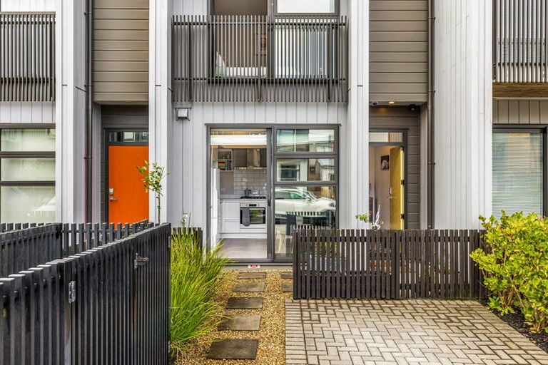 Photo of property in 11 Wai Place, Westgate, Auckland, 0614