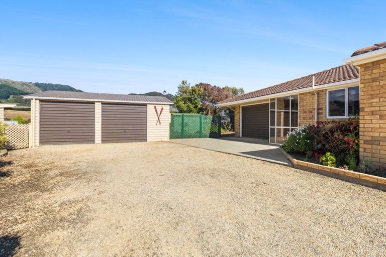 Photo of property in 15 Selwyn Street, Pohara, Takaka, 7183