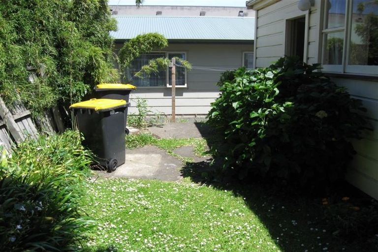 Photo of property in 29 Clyde Street, North Dunedin, Dunedin, 9016