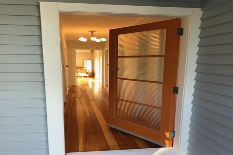 Photo of property in 4 Penryn Drive, Paremata, Porirua, 5026