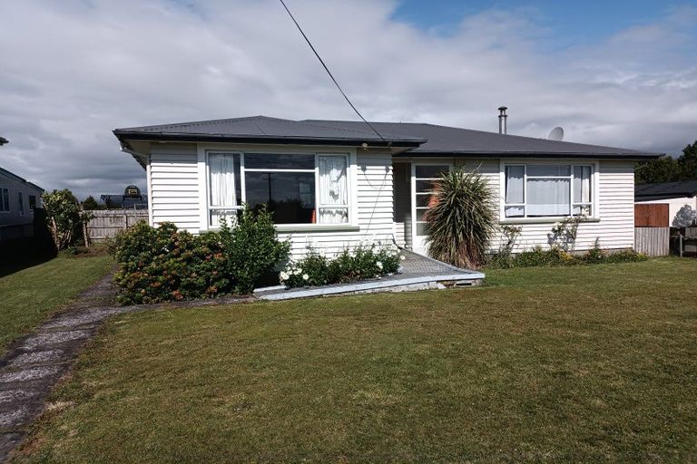 Photo of property in 91 Domett Street, Westport, 7825