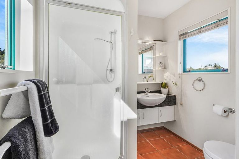 Photo of property in 13 West Ridge Drive, Western Heights, Hamilton, 3200